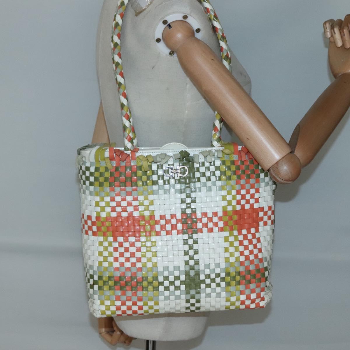 Salvatore Ferragamo Gancini Shoulder Bag Leather Green Silver Auth 130981