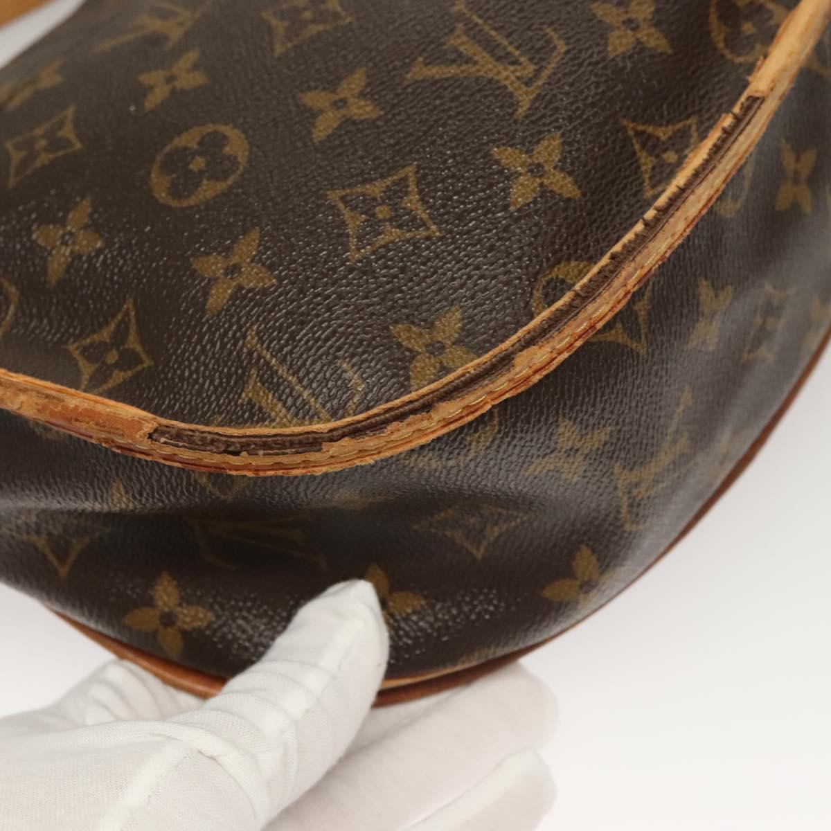 LOUIS VUITTON Monogram Menilmontant PM Shoulder Bag M40474 LV Auth 131062