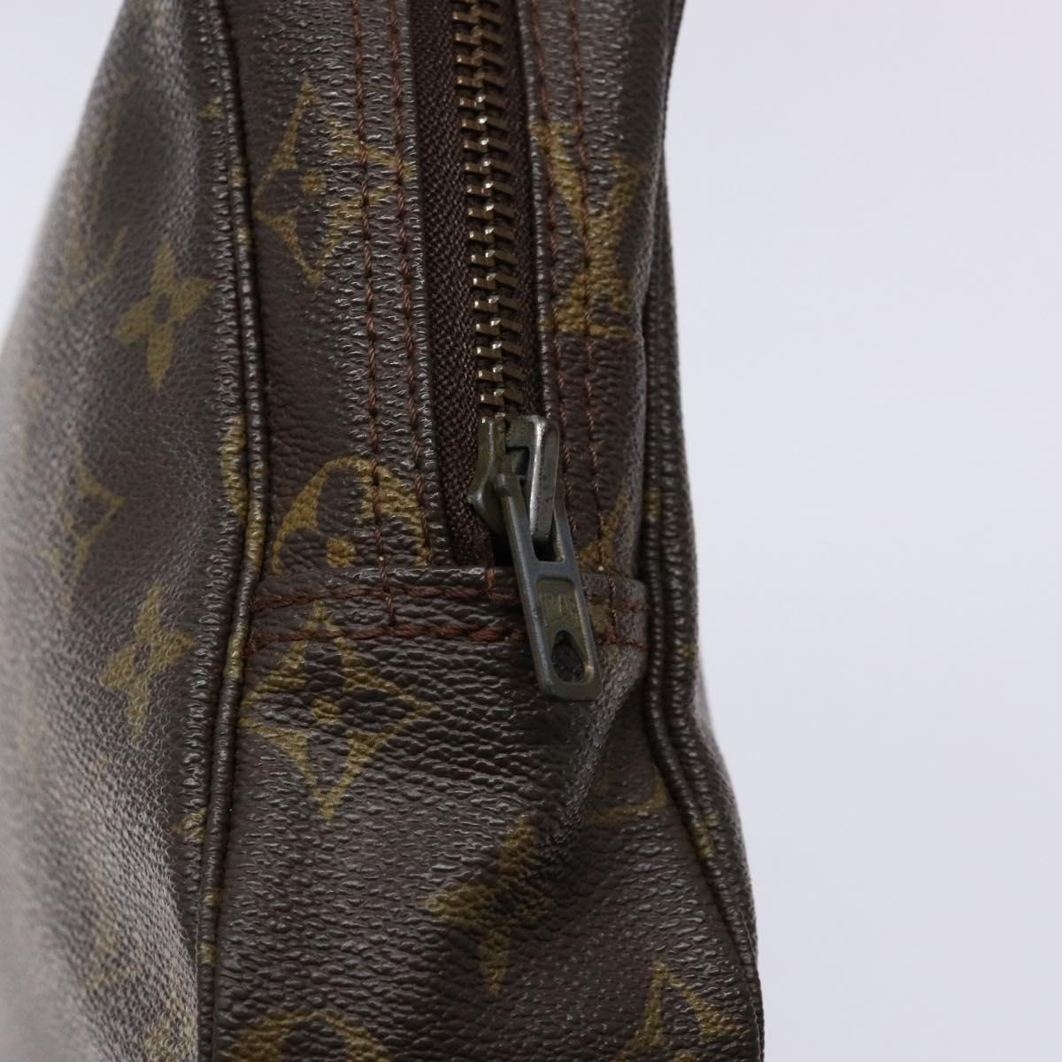 LOUIS VUITTON Monogram Trousse Toilette 23 Clutch Bag M47524 LV Auth 131117