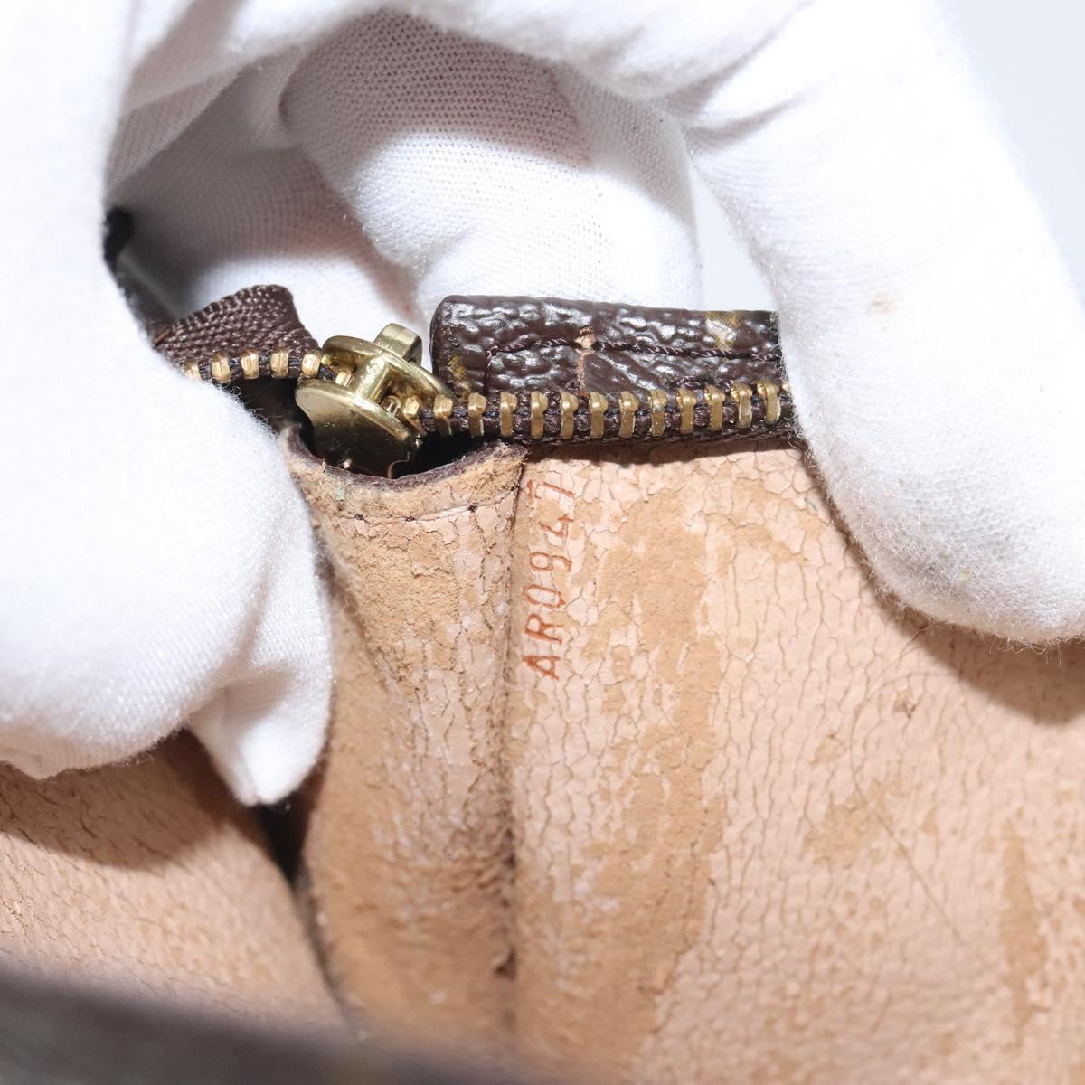 LOUIS VUITTON Monogram Bucket GM Accessory Pouch LV Auth 131296