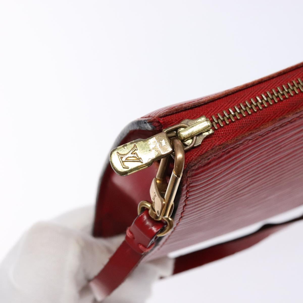 LOUIS VUITTON Epi Pochette Accessoires Pouch Red M52947 LV Auth 131574