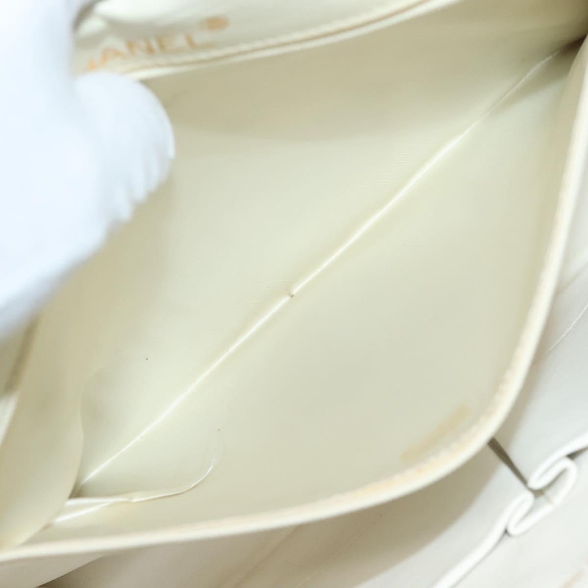 CHANEL Matelasse Chain Shoulder Bag Lamb Skin White Gold CC Auth 132172