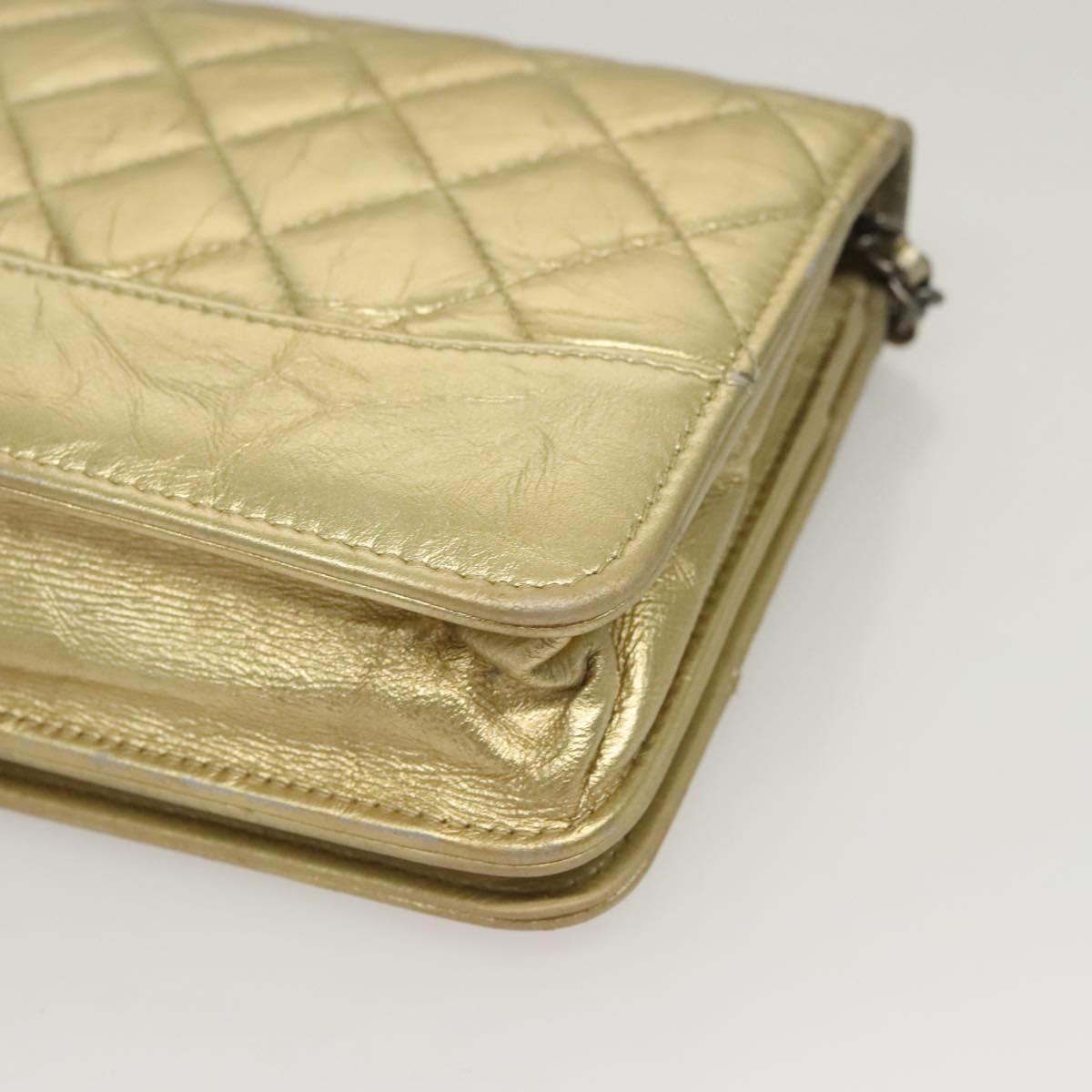 CHANEL Matelasse Chain Shoulder Bag Leather Gold CC Auth 132419