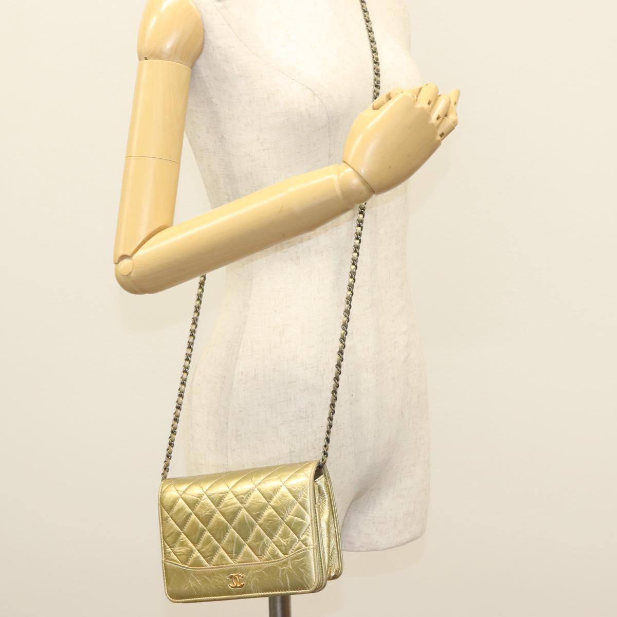 CHANEL Matelasse Chain Shoulder Bag Leather Gold CC Auth 132419