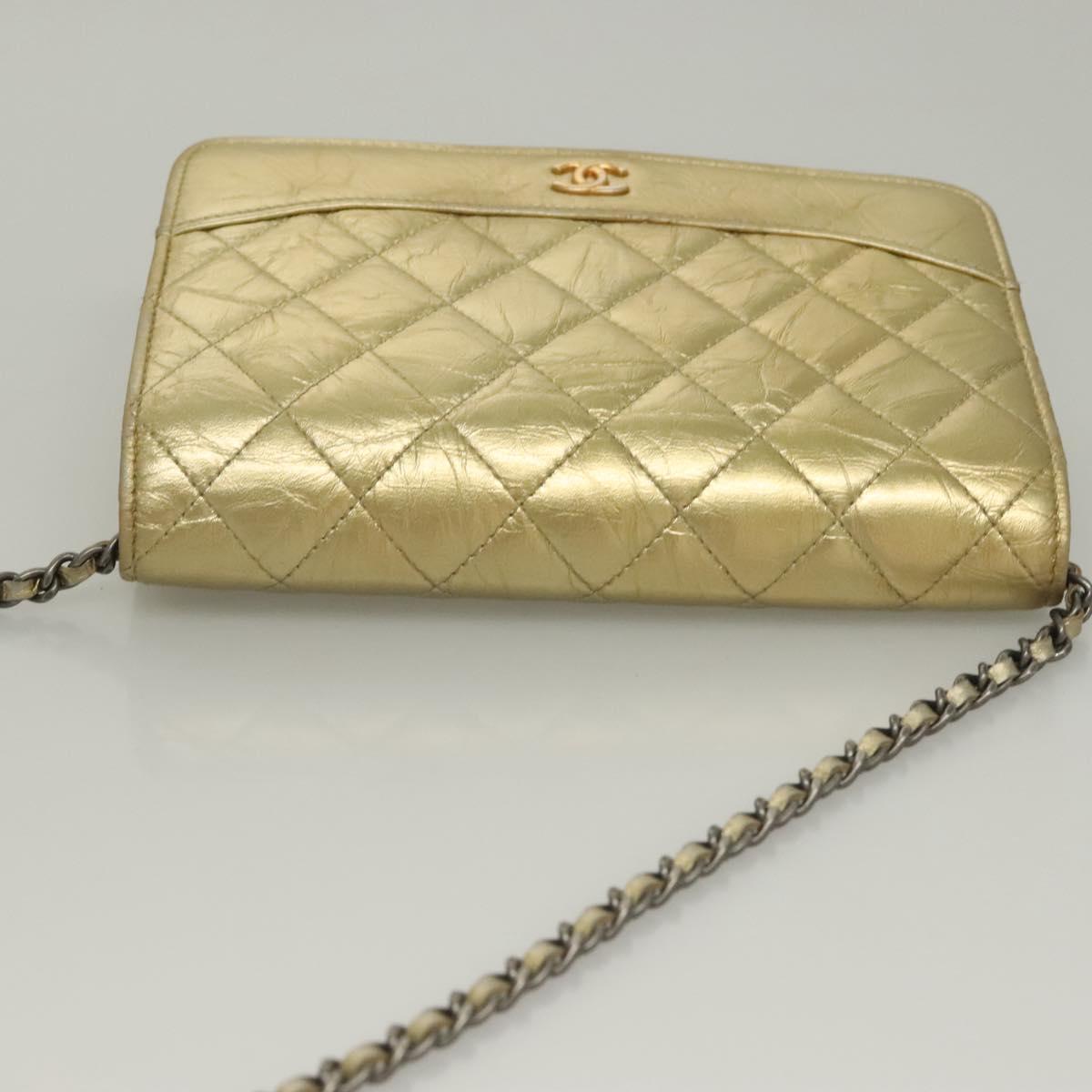 CHANEL Matelasse Chain Shoulder Bag Leather Gold CC Auth 132419