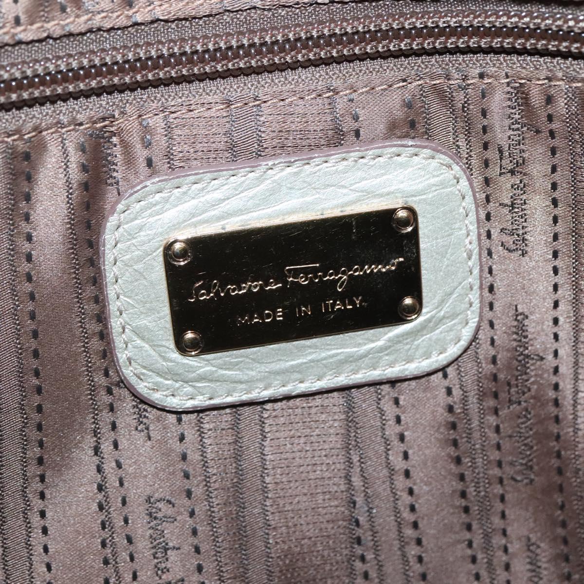 Salvatore Ferragamo Gancini Tote Bag Leather Gold Auth 132423