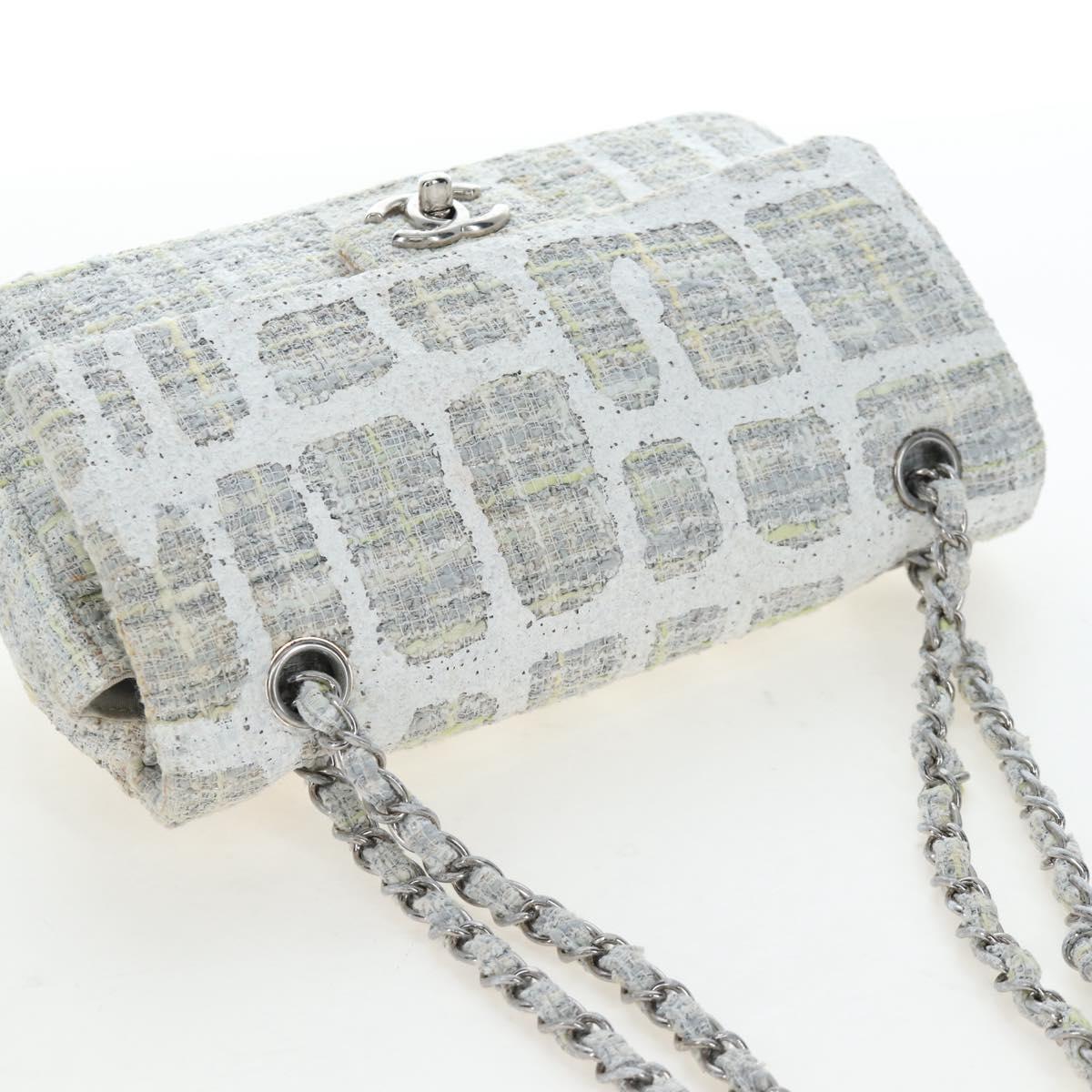 CHANEL Chain Shoulder Bag Tweed White Silver CC Auth 132564A