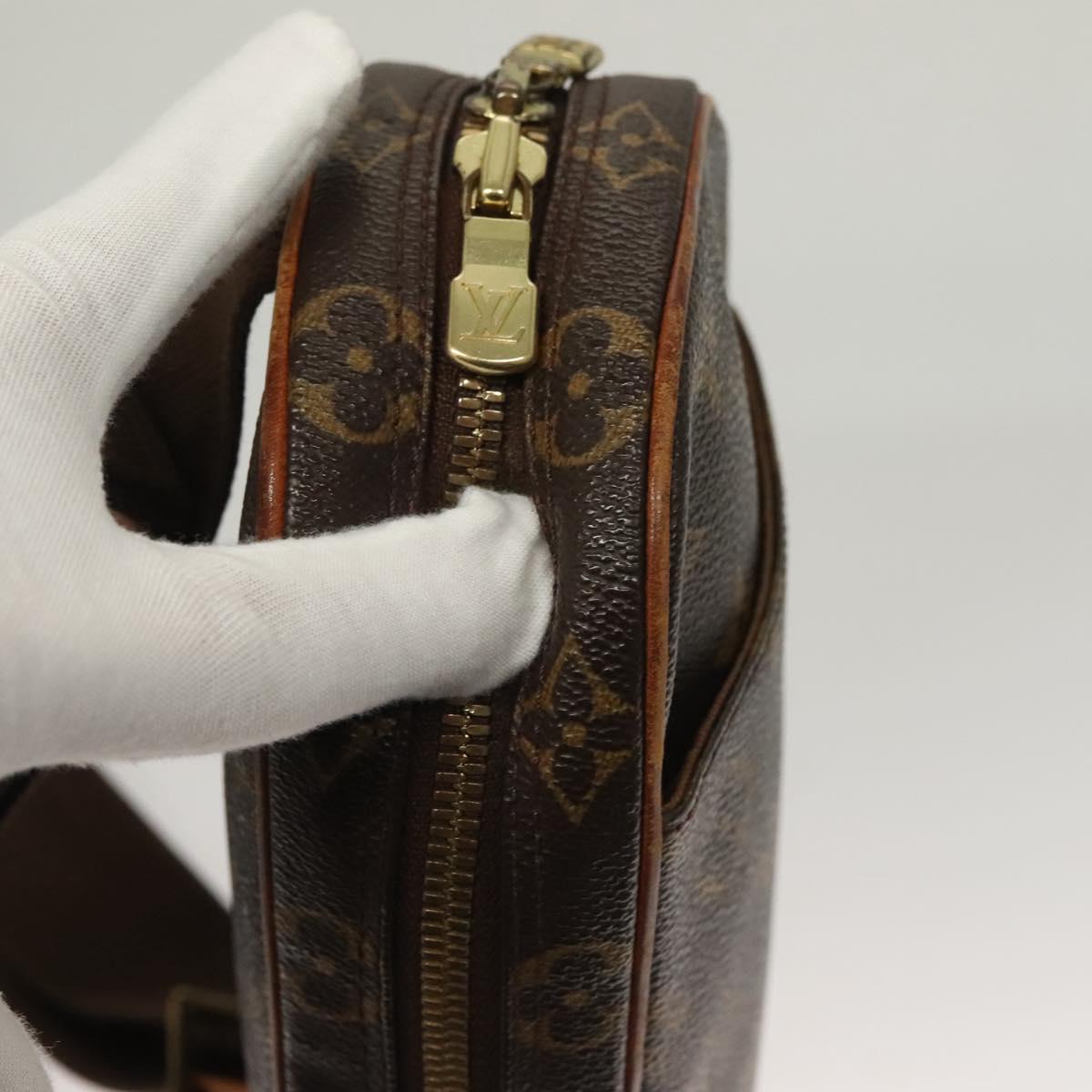 LOUIS VUITTON Monogram Pochette Gange Shoulder Bag M51870 LV Auth 132908