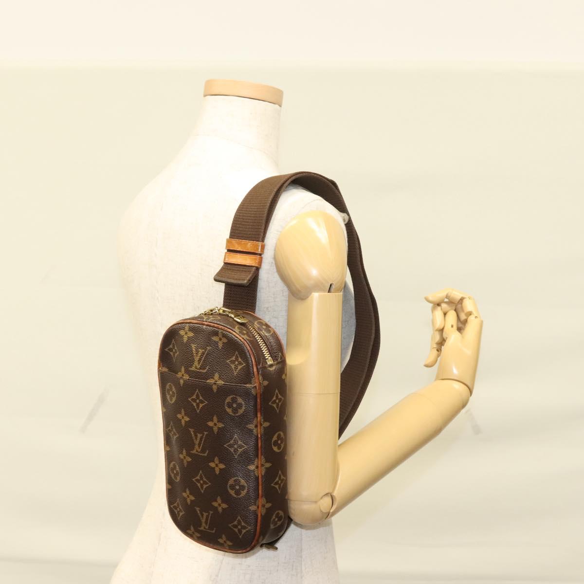 LOUIS VUITTON Monogram Pochette Gange Shoulder Bag M51870 LV Auth 132908