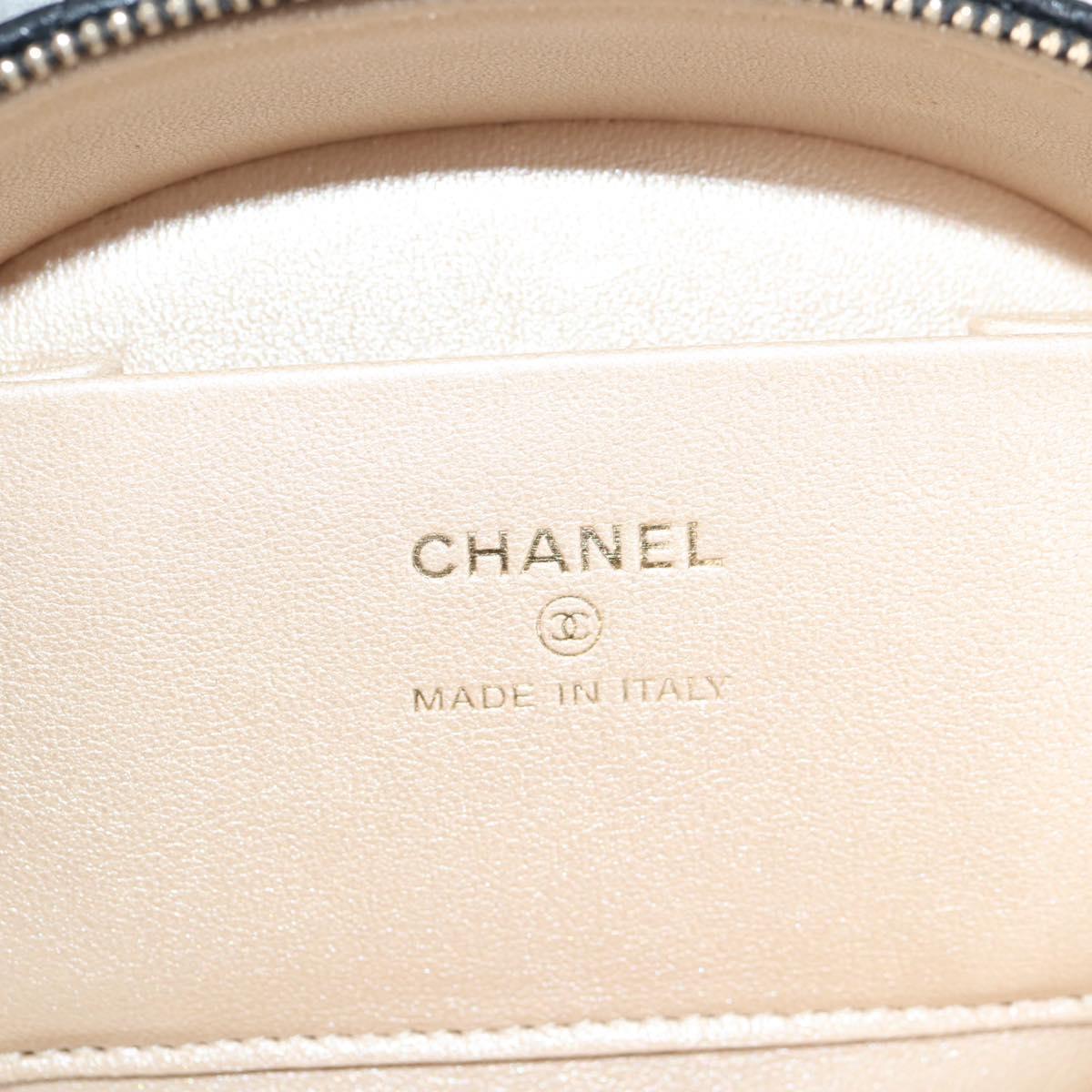 CHANEL Matelasse Pouch Lamb Skin Black Gold CC Auth 132970M