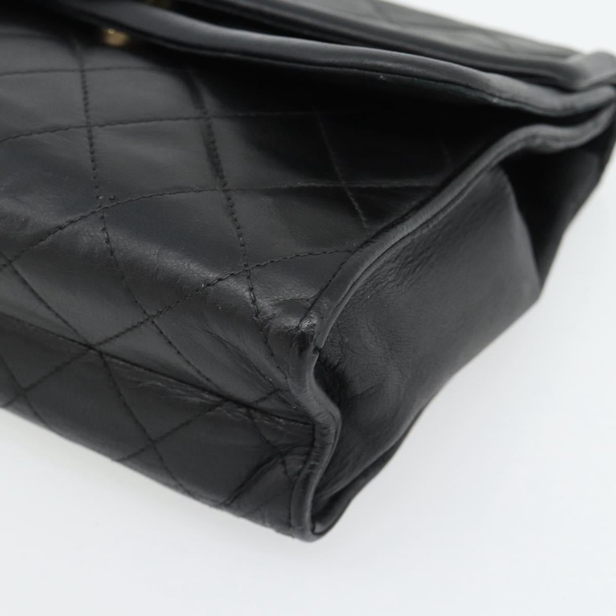 CHANEL Chain Shoulder Bag Leather Black Gold CC Auth 133043