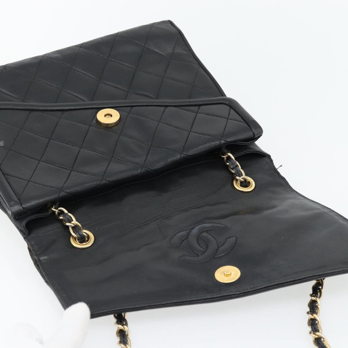CHANEL Chain Shoulder Bag Leather Black Gold CC Auth 133043
