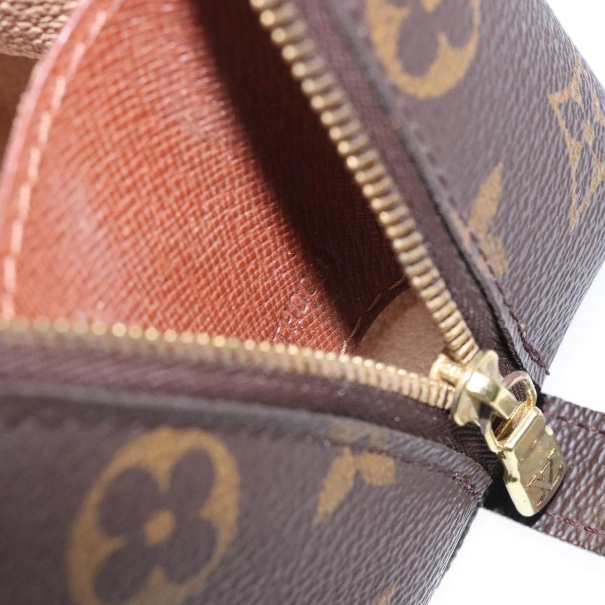 LOUIS VUITTON Monogram Trousse Demi Ronde Cosmetic Pouch M47520 LV Auth 133103