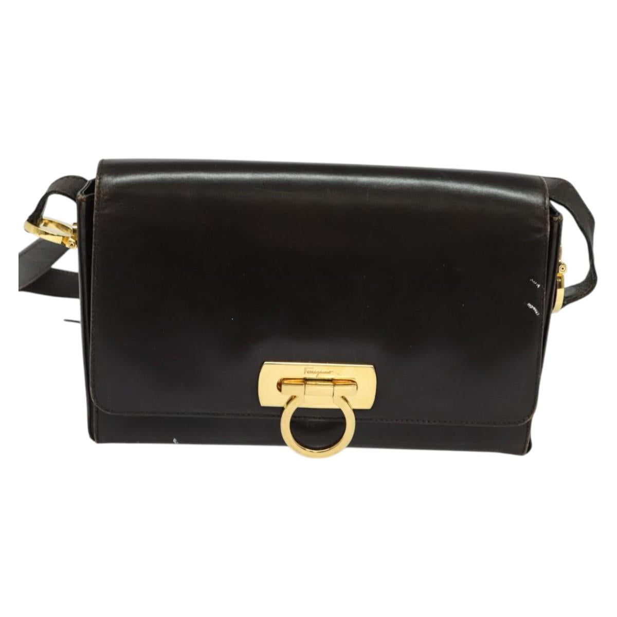 Salvatore Ferragamo Gancini Shoulder Bag Leather Brown Gold Auth 133270
