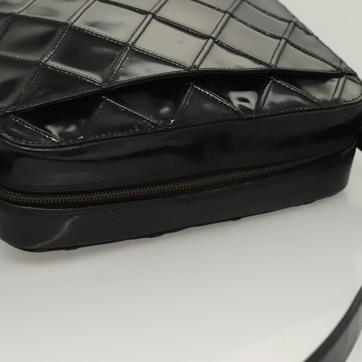 CHANEL Bicolore Shoulder Bag Patent leather Black CC Auth 133398