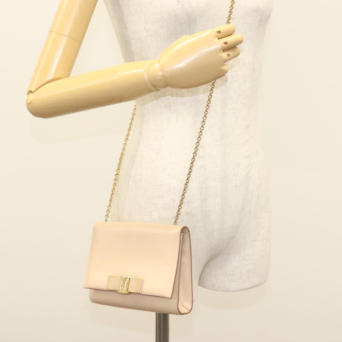 Salvatore Ferragamo Chain Vala Shoulder Bag Leather Beige Gold Auth 133406