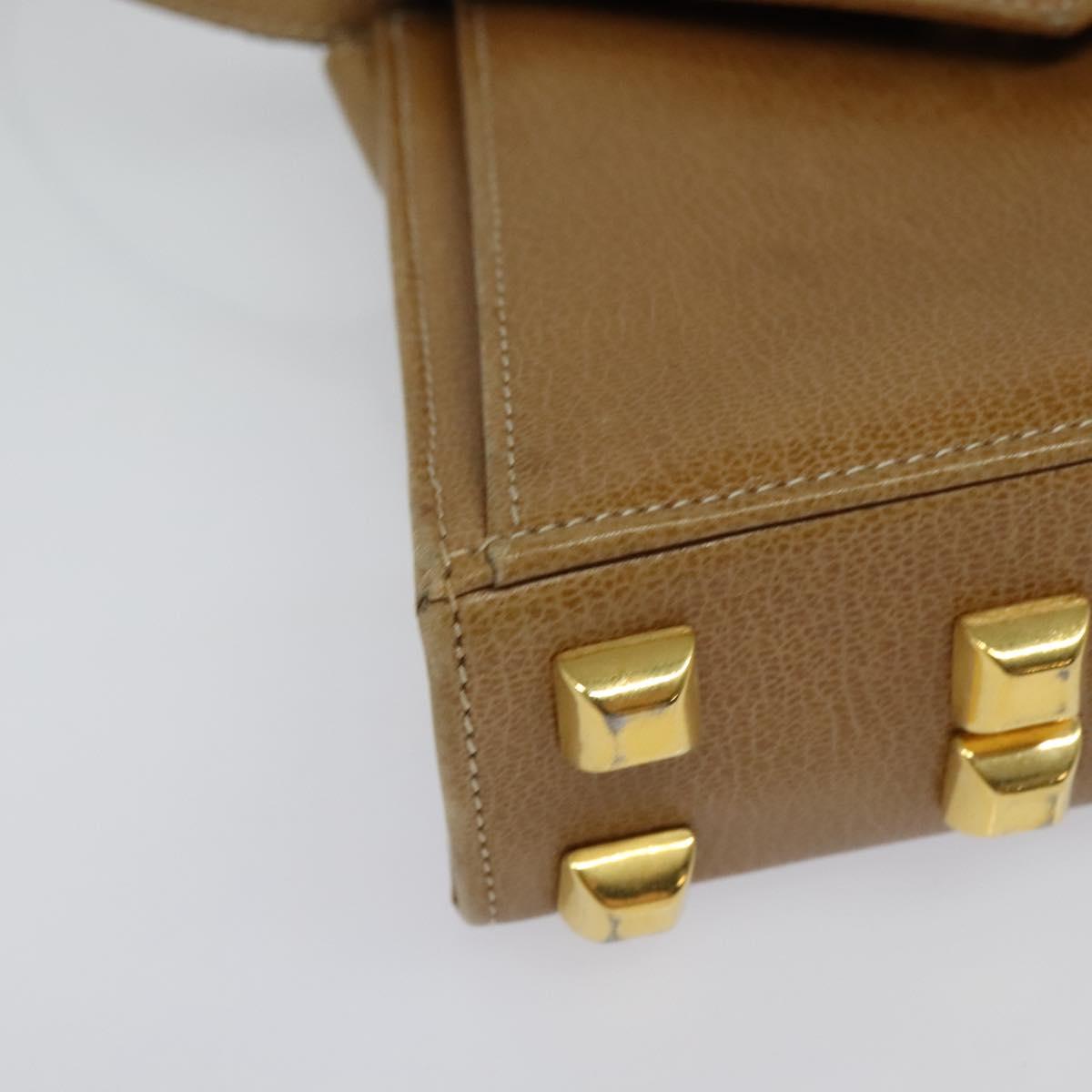 Salvatore Ferragamo Shoulder Bag Leather Beige Gold Auth 133427