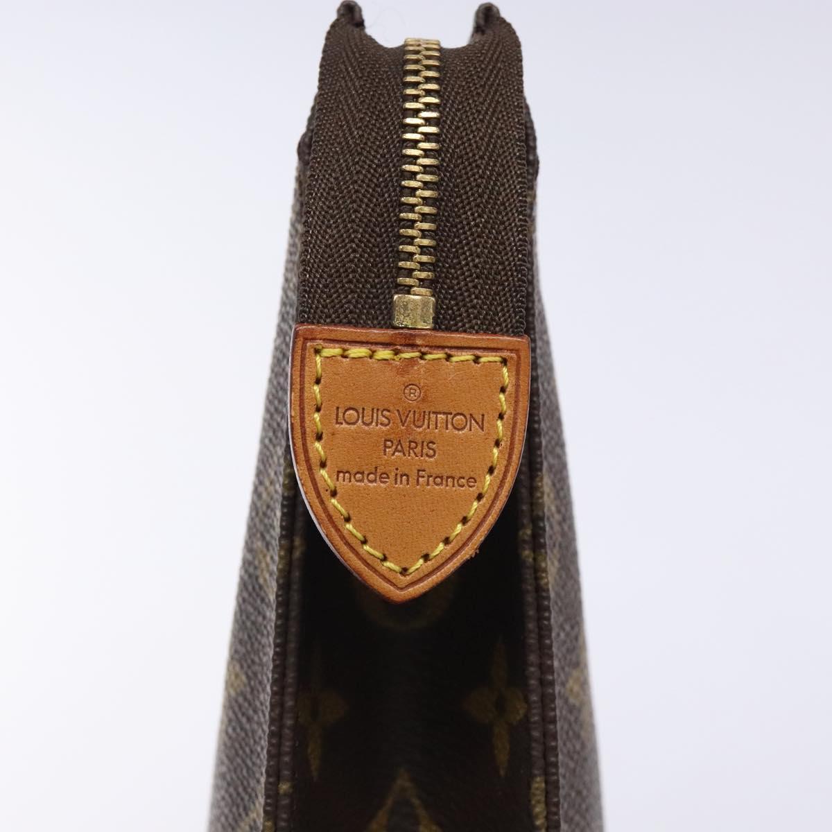 LOUIS VUITTON Monogram Posh Toilette 26 Pouch M47542 LV Auth 133661