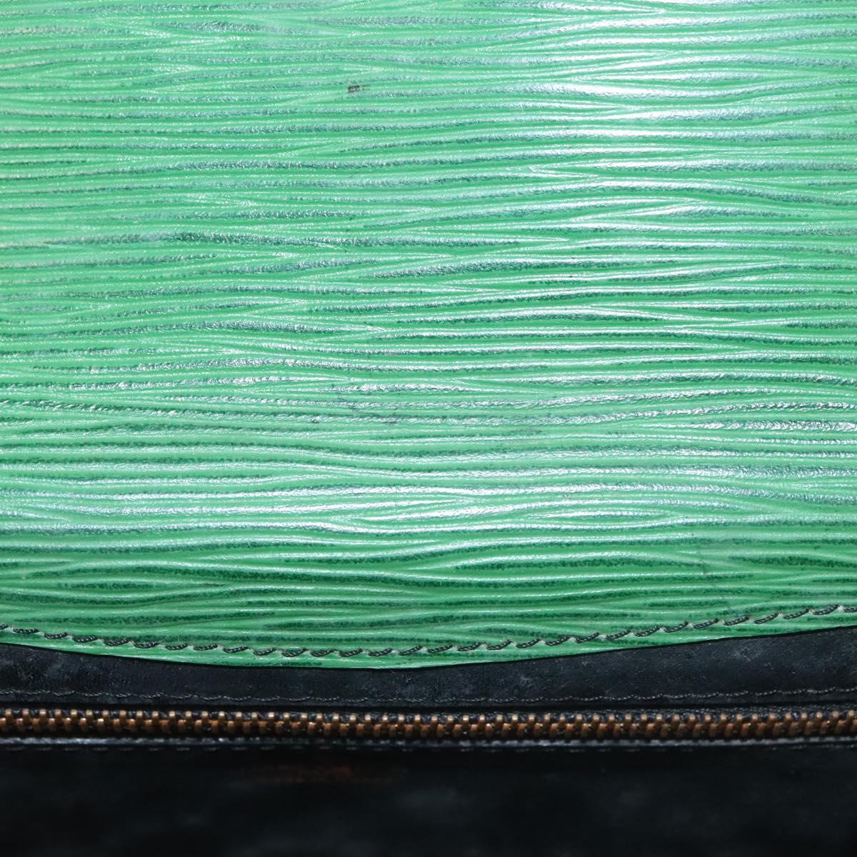 LOUIS VUITTON Epi Montaigne 23 Clutch Bag Green M52664 LV Auth 133690