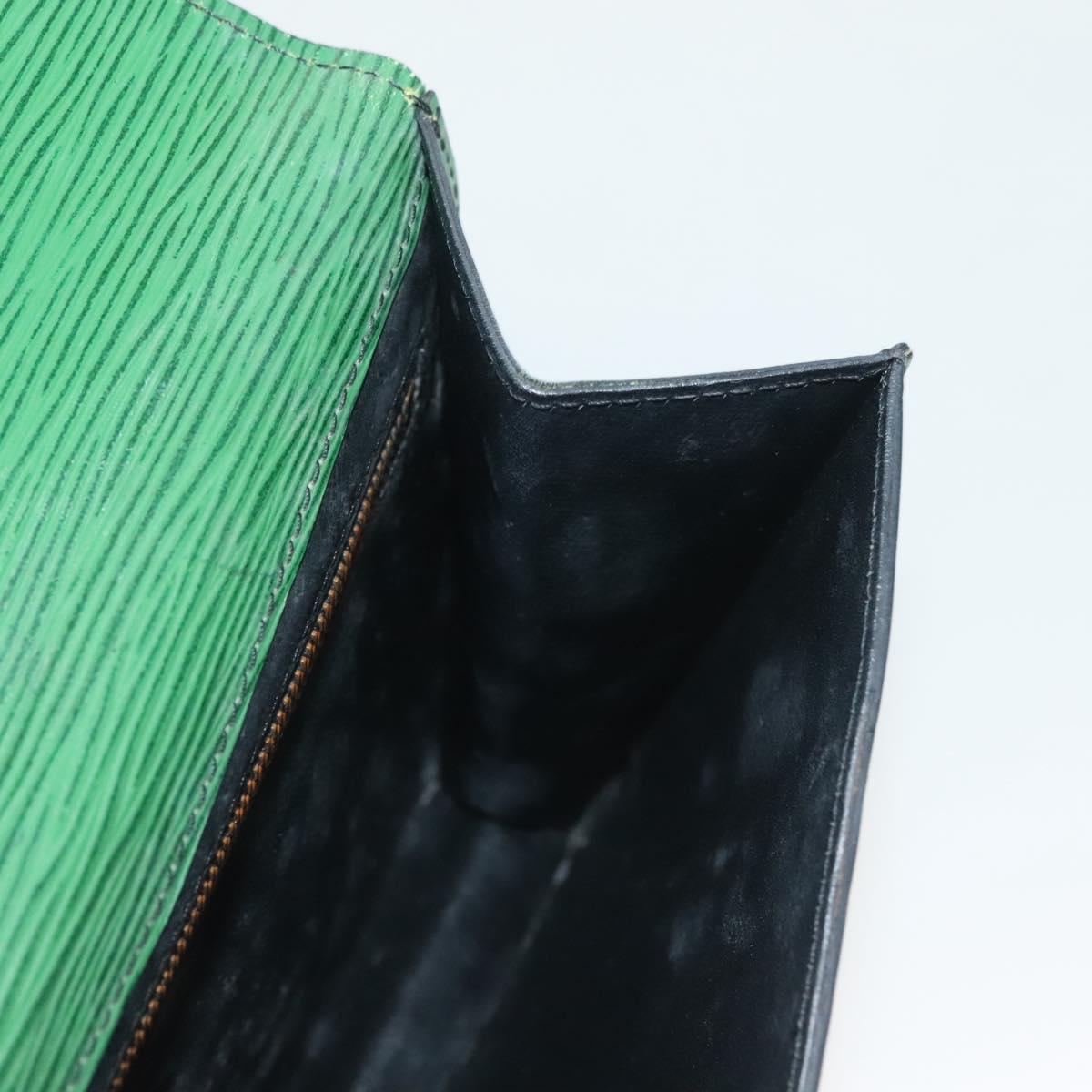 LOUIS VUITTON Epi Montaigne 23 Clutch Bag Green M52664 LV Auth 133690