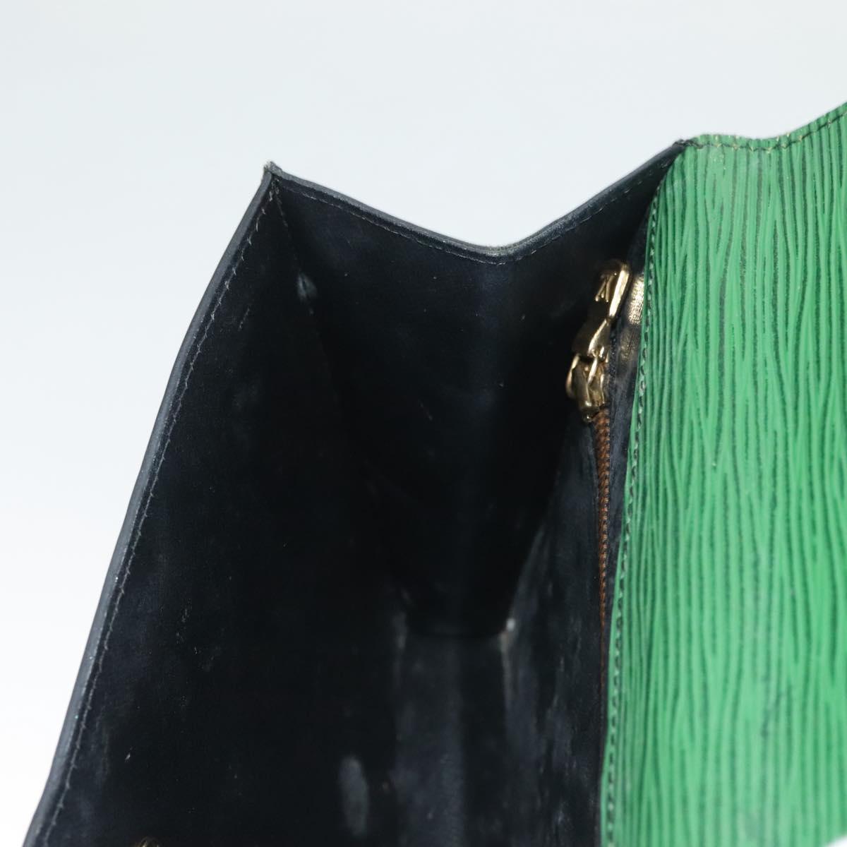 LOUIS VUITTON Epi Montaigne 23 Clutch Bag Green M52664 LV Auth 133690
