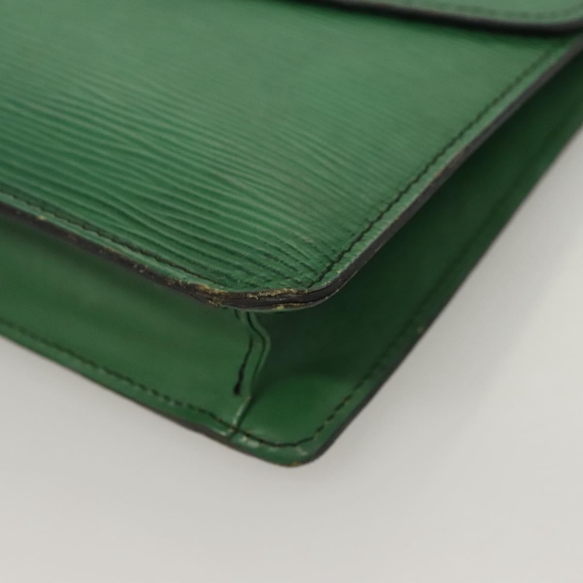 LOUIS VUITTON Epi Montaigne 23 Clutch Bag Green M52664 LV Auth 133690