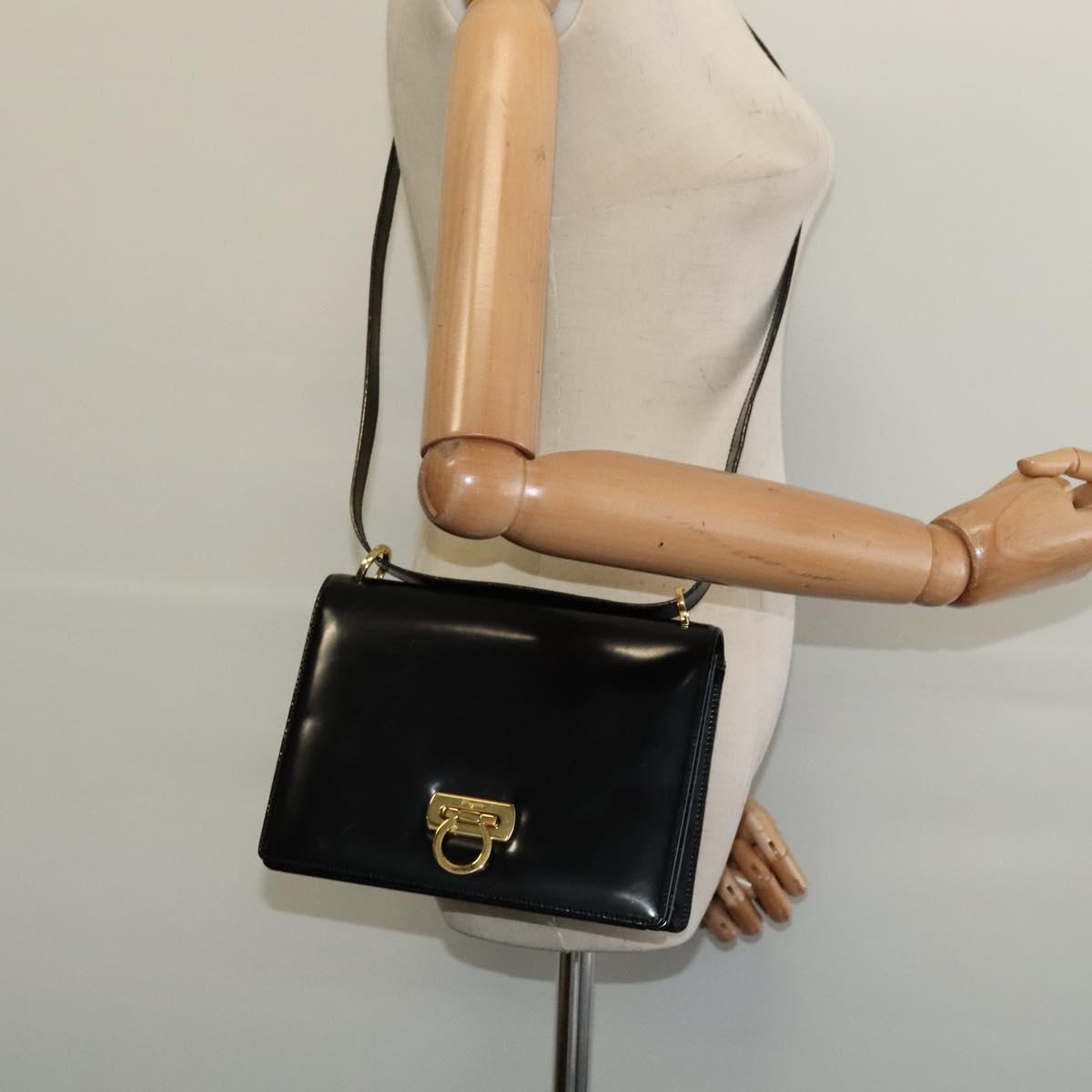 Salvatore Ferragamo Gancini Shoulder Bag Enamel Black Silver Auth 133751
