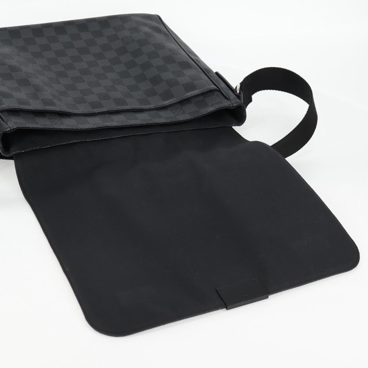 LOUIS VUITTON Damier Graphite District MM Shoulder Bag N41272 LV Auth 134210V
