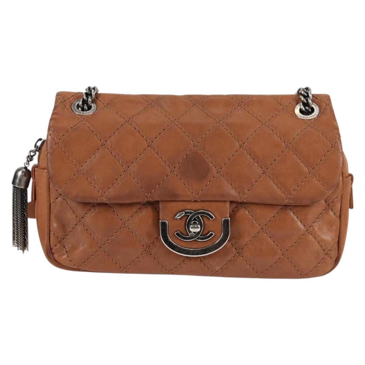 CHANEL Matelasse Chain Shoulder Bag Leather Brown Silver CC Auth 134215