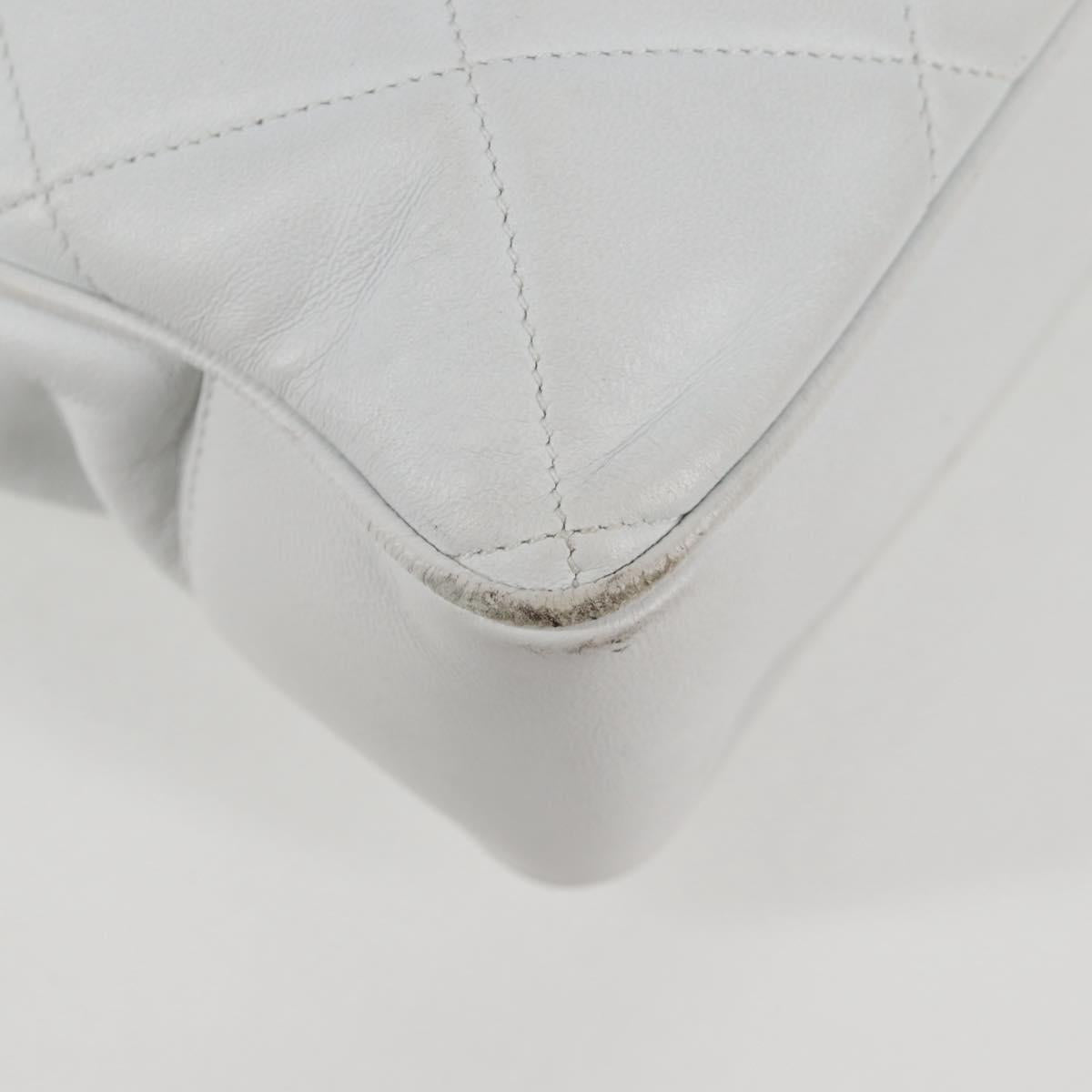 CHANEL Matelasse Chain Shoulder Bag Lamb Skin White CC Auth 134221