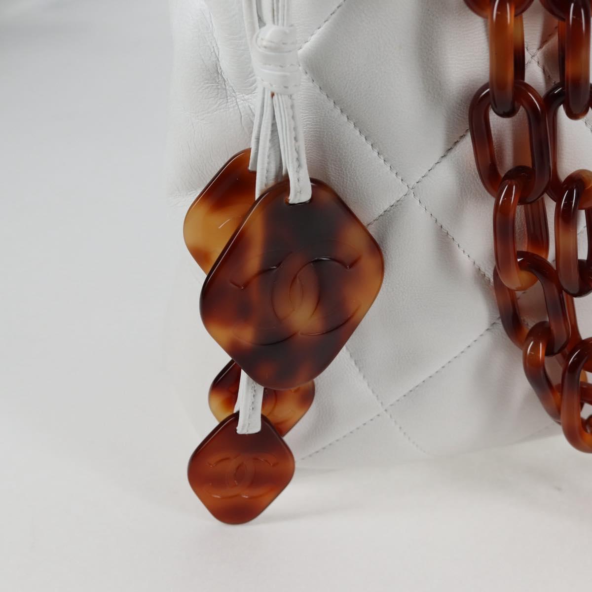 CHANEL Matelasse Chain Shoulder Bag Lamb Skin White CC Auth 134221