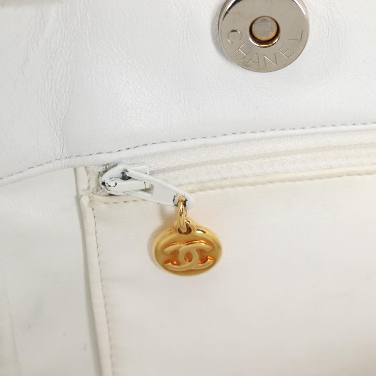 CHANEL Matelasse Chain Shoulder Bag Lamb Skin White CC Auth 134221