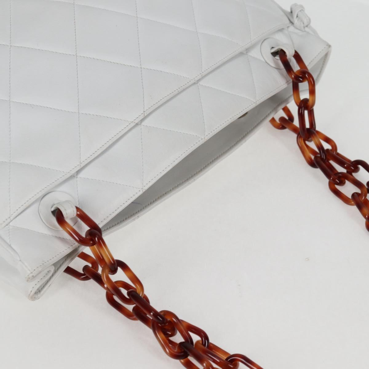 CHANEL Matelasse Chain Shoulder Bag Lamb Skin White CC Auth 134221