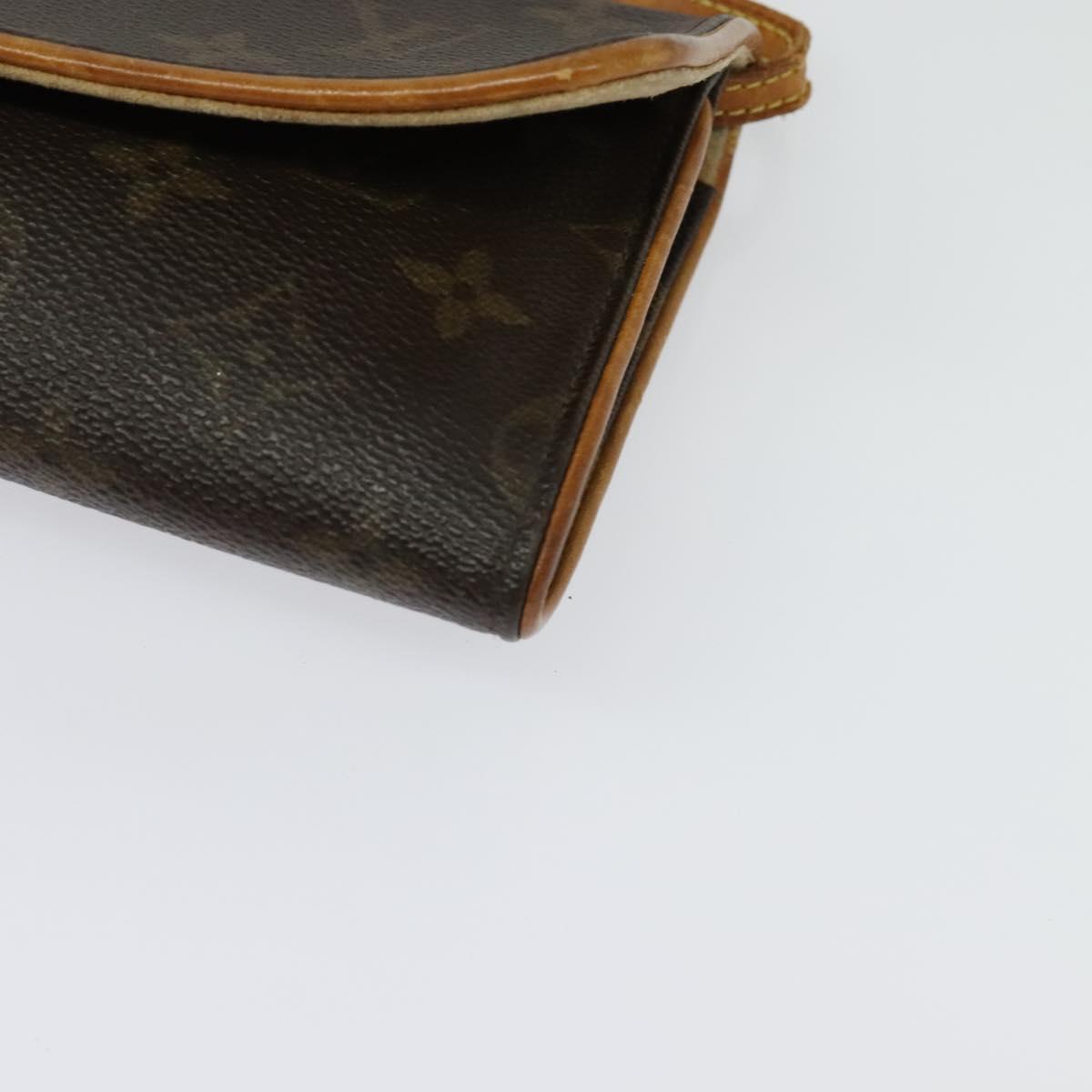 LOUIS VUITTON Monogram Pochette Twin GM Shoulder Bag M51852 LV Auth 134386