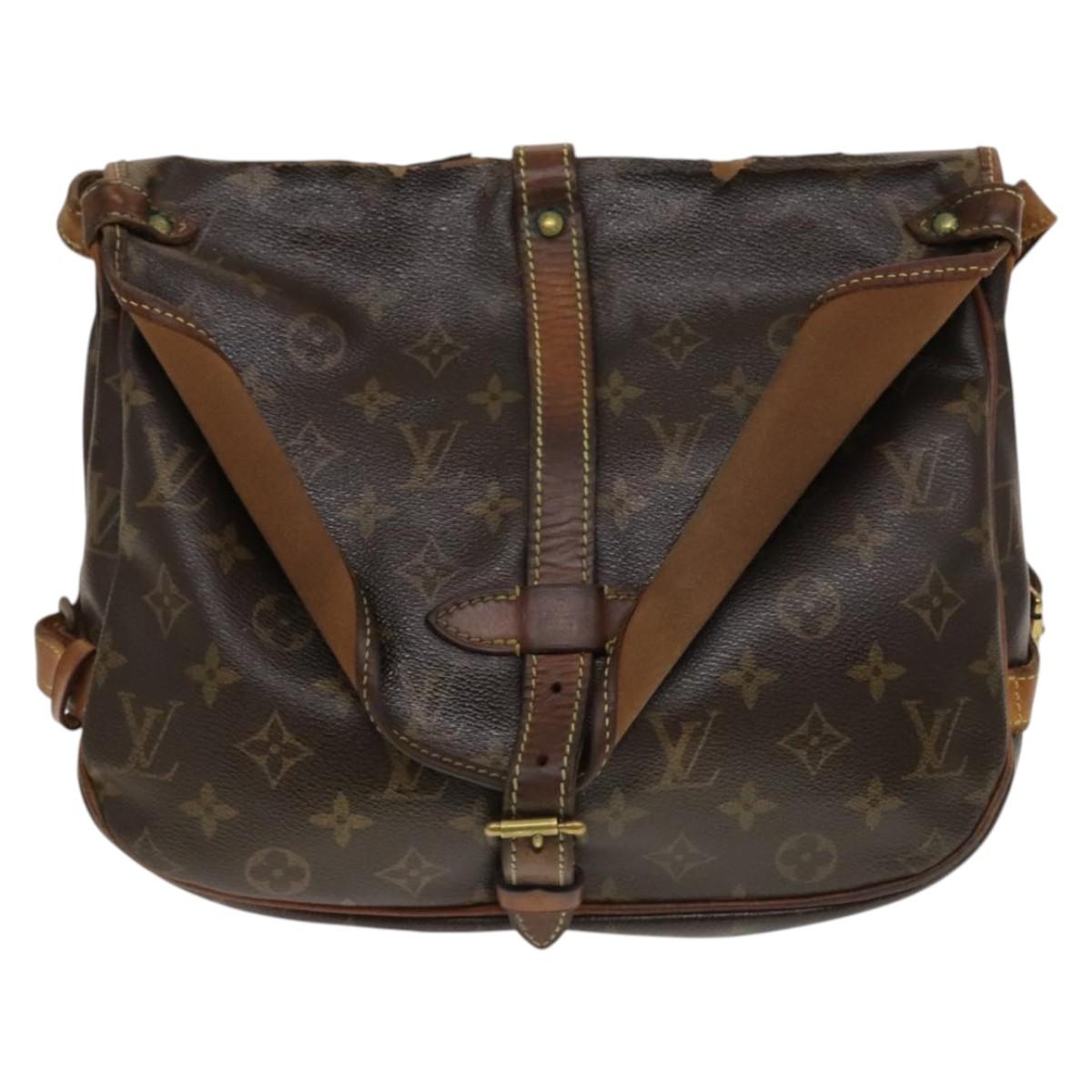 LOUIS VUITTON Monogram Saumur 30 Shoulder Bag M42256 LV Auth 134413