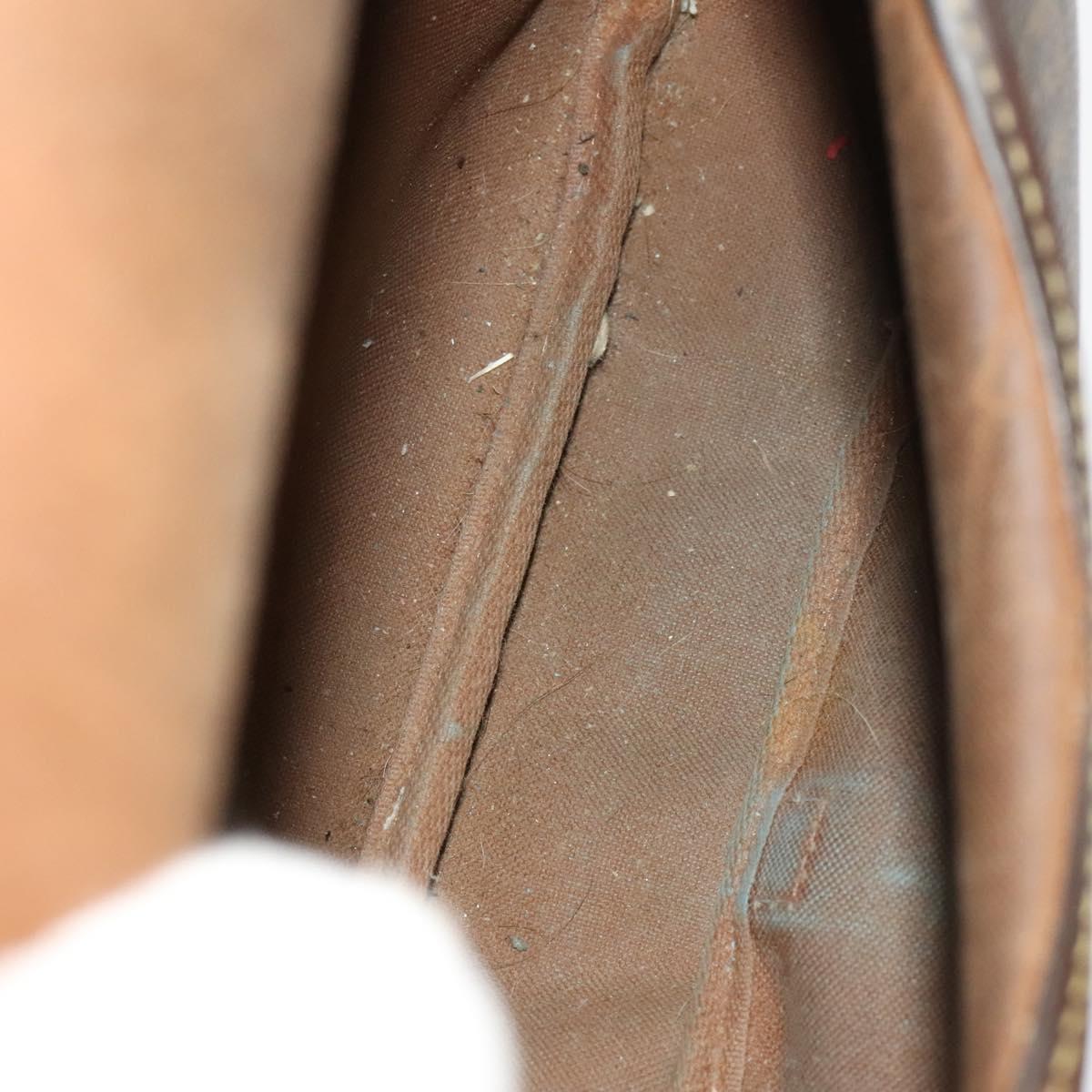 LOUIS VUITTON Monogram Saumur 30 Shoulder Bag M42256 LV Auth 134413