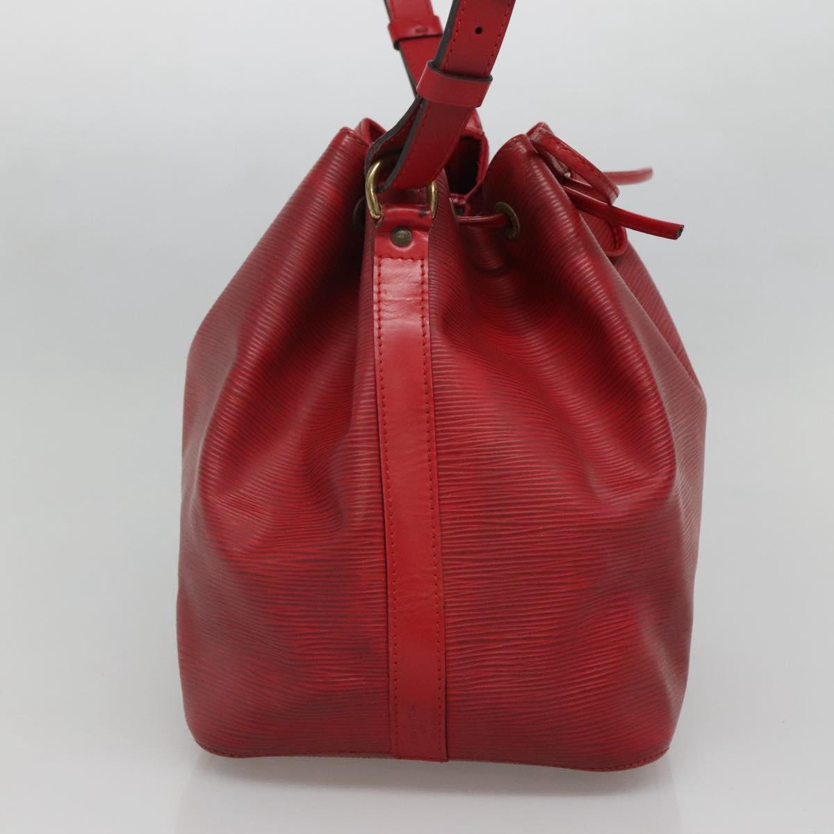 LOUIS VUITTON Epi Petit Noe Shoulder Bag Red M44107 LV Auth 134714