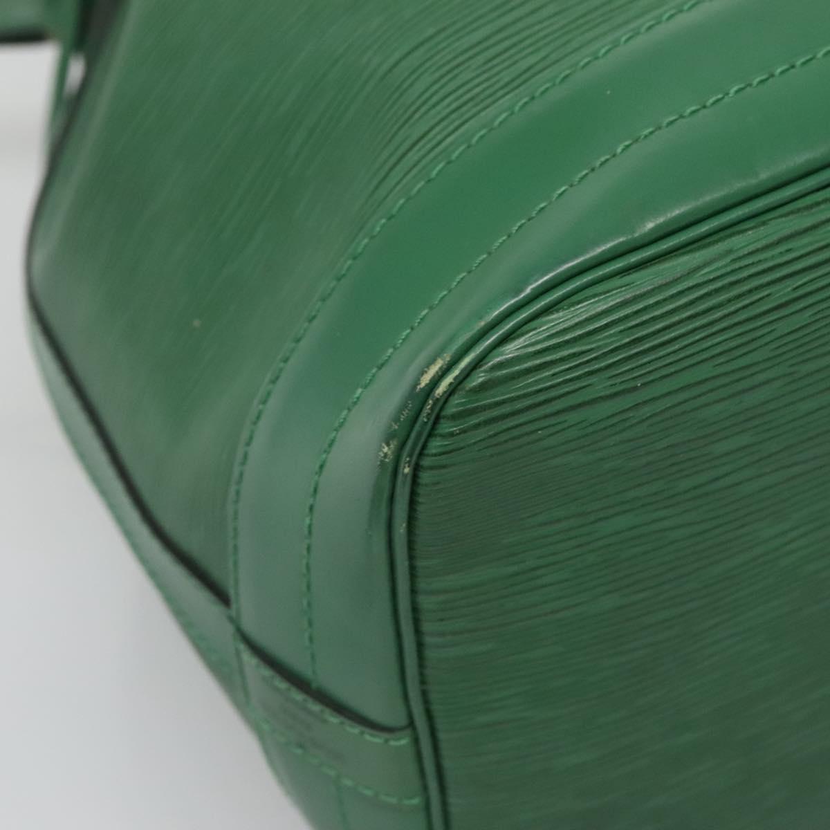 LOUIS VUITTON Epi Noe Shoulder Bag Green M44004 LV Auth 134715