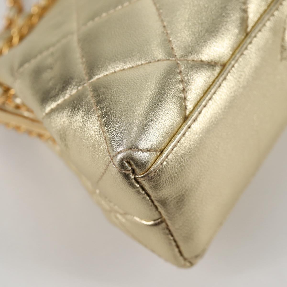 CHANEL Matelasse Chain Shoulder Bag Leather Gold CC Auth 134853SM