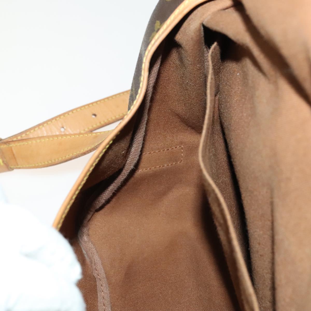 LOUIS VUITTON Monogram Saumur 35 Shoulder Bag M42254 LV Auth 134974