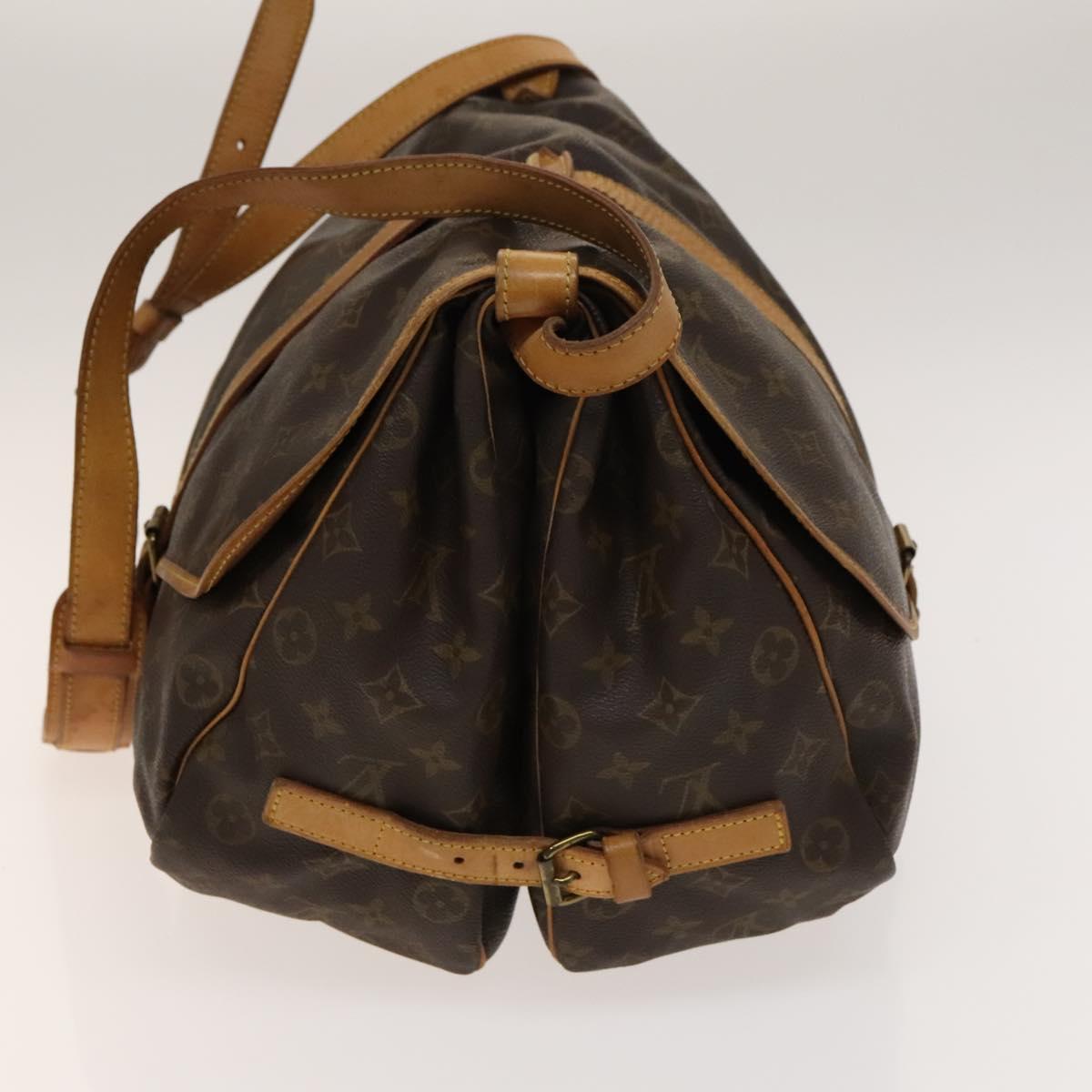 LOUIS VUITTON Monogram Saumur 35 Shoulder Bag M42254 LV Auth 134974