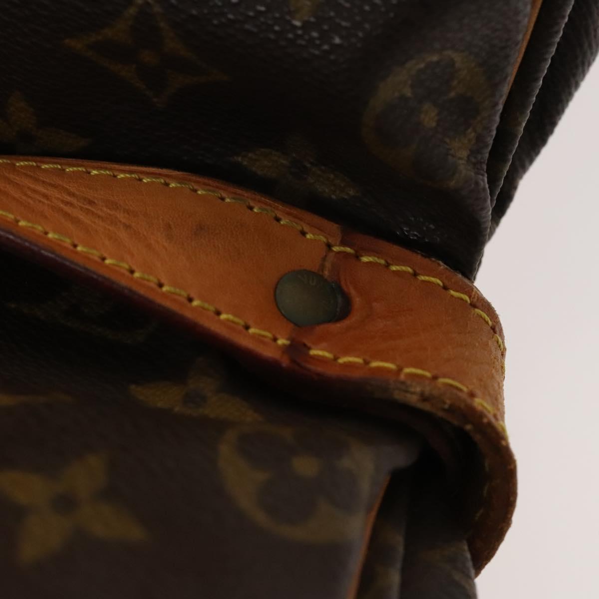 LOUIS VUITTON Monogram Saumur 35 Shoulder Bag M42254 LV Auth 135031
