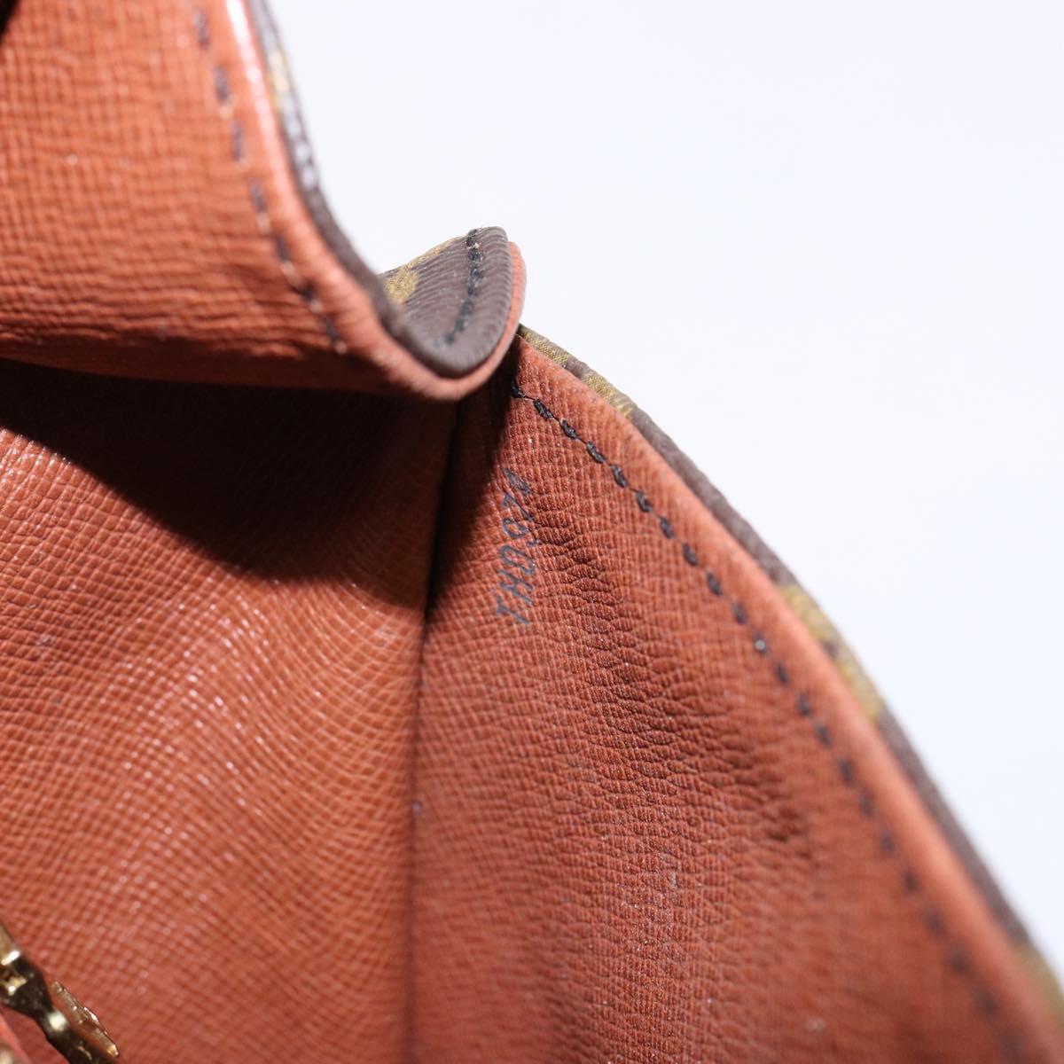 LOUIS VUITTON Monogram Saint Cloud GM Shoulder Bag M51242 LV Auth 135060