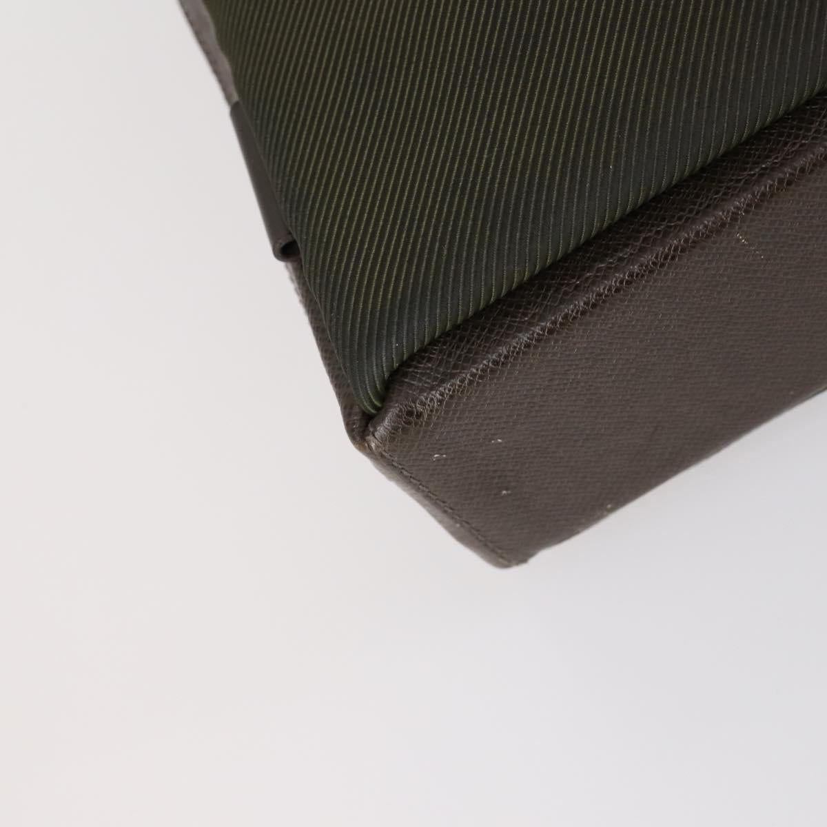 LOUIS VUITTON Taiga Beluga Shoulder Bag Grizzly M30918 LV Auth 135183