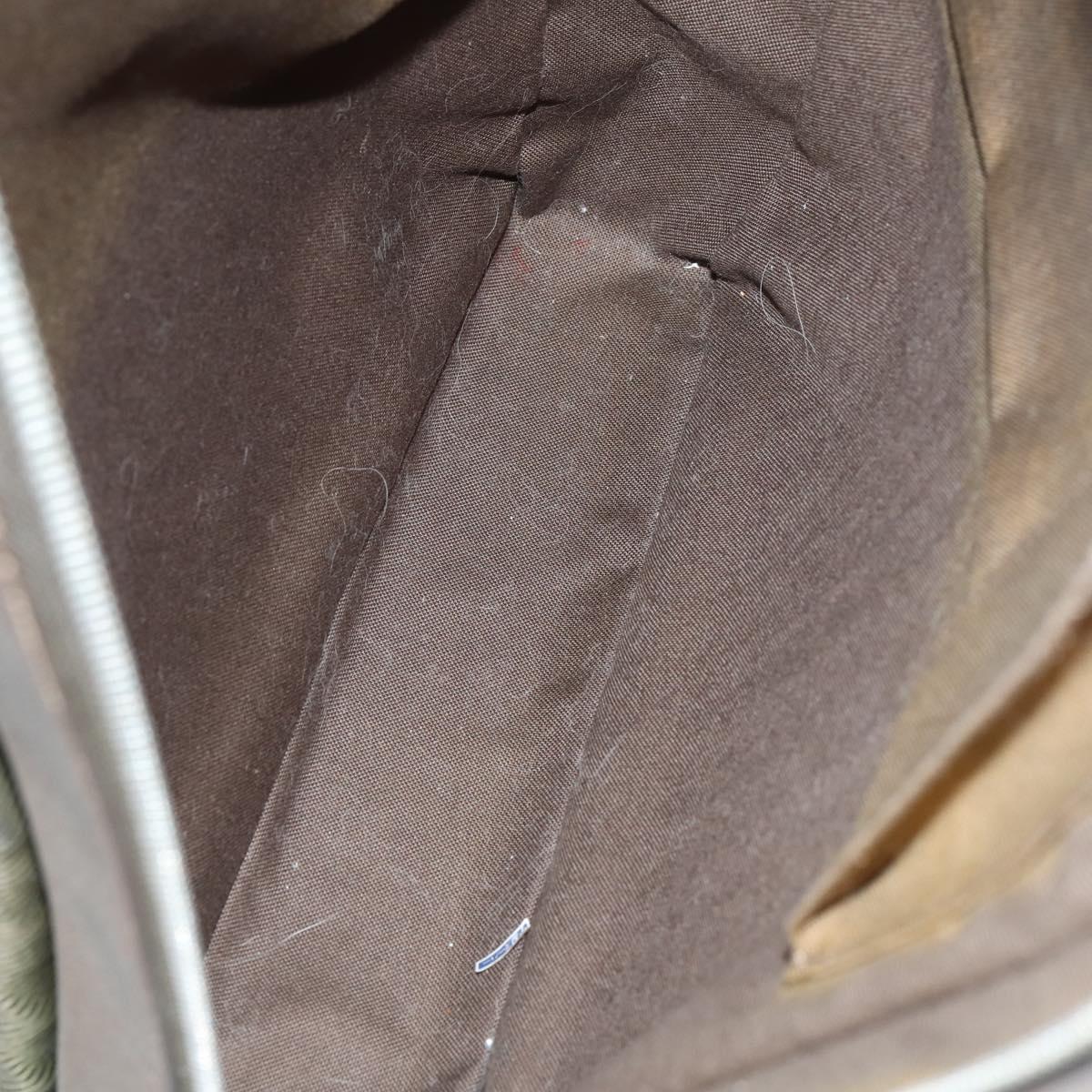 LOUIS VUITTON Taiga Beluga Shoulder Bag Grizzly M30918 LV Auth 135183