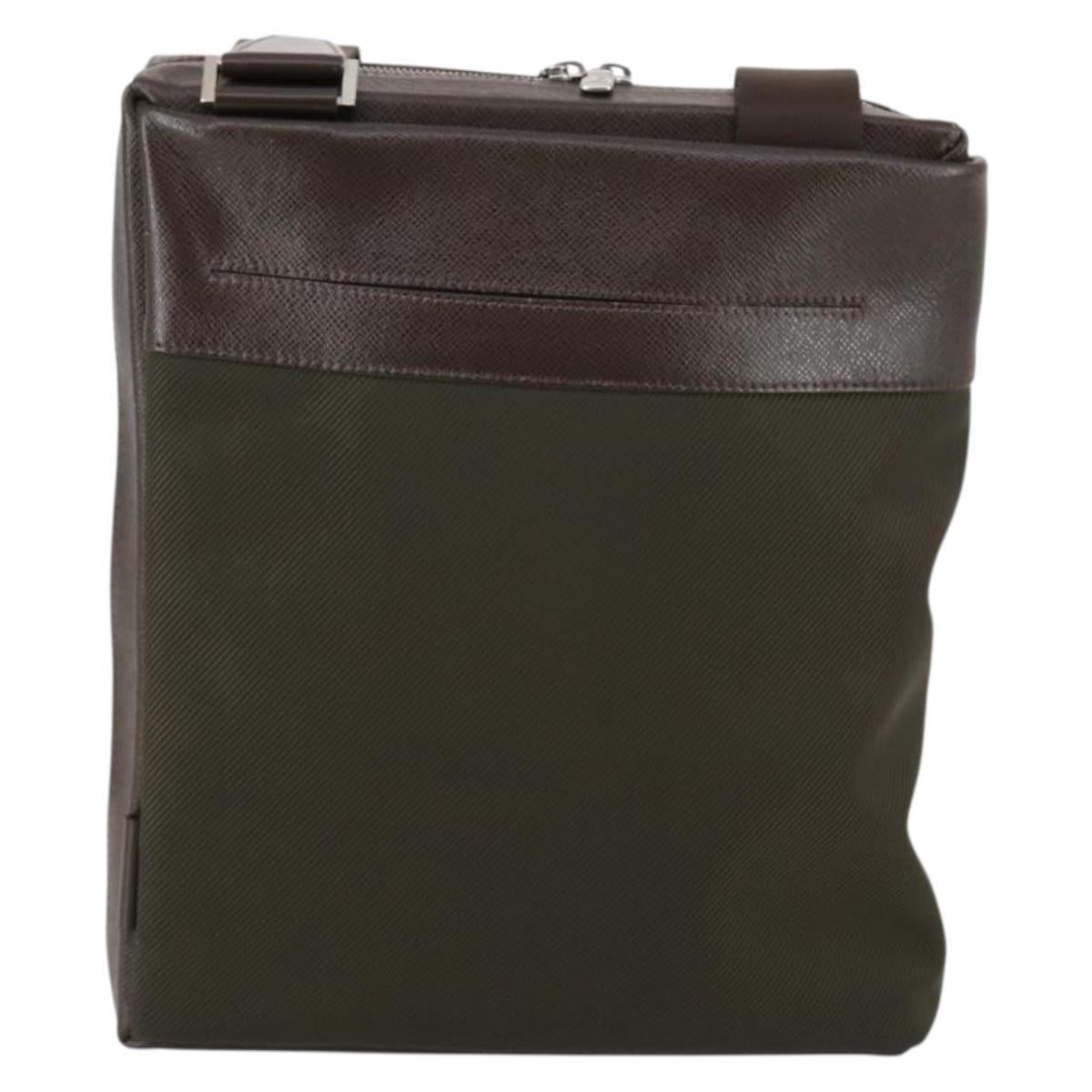 LOUIS VUITTON Taiga Beluga Shoulder Bag Grizzly M30918 LV Auth 135183