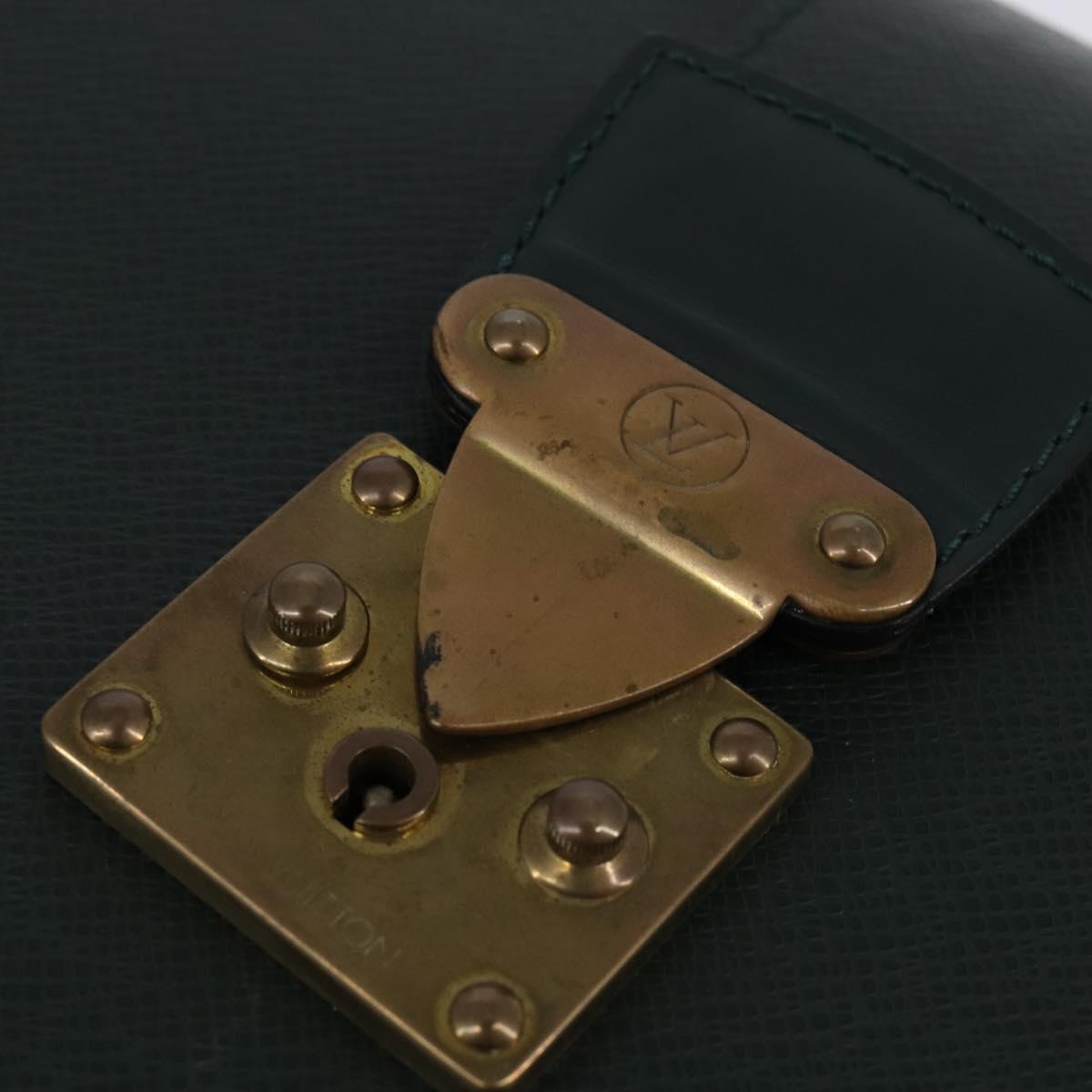 LOUIS VUITTON Taiga Pilot Case Ural Business Bag Epicea M30024 LV Auth 135245