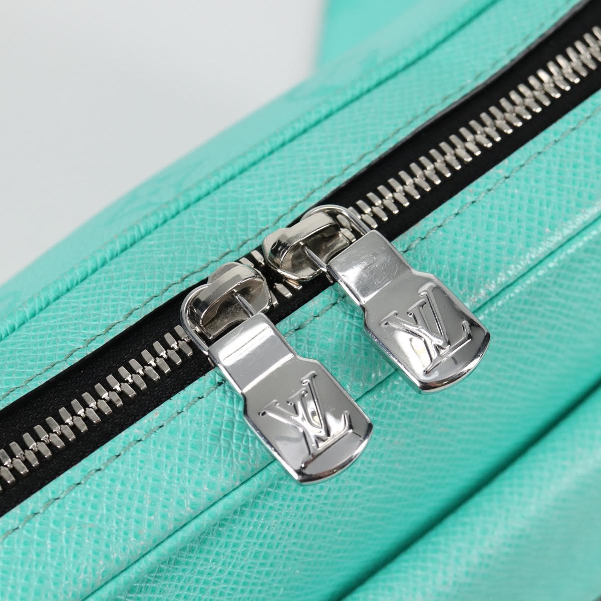 LOUIS VUITTON Taiga Lama Monogram Outdoor Messenger PM Bag M30241 LV Auth 135269