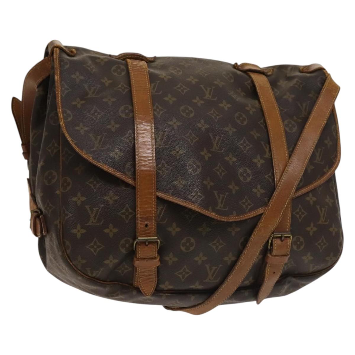 LOUIS VUITTON Monogram Saumur 43 Shoulder Bag M42252 LV Auth 135367