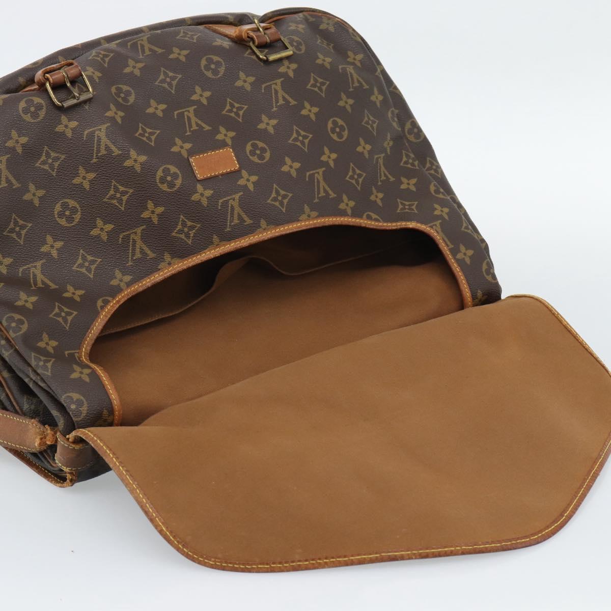 LOUIS VUITTON Monogram Saumur 43 Shoulder Bag M42252 LV Auth 135367